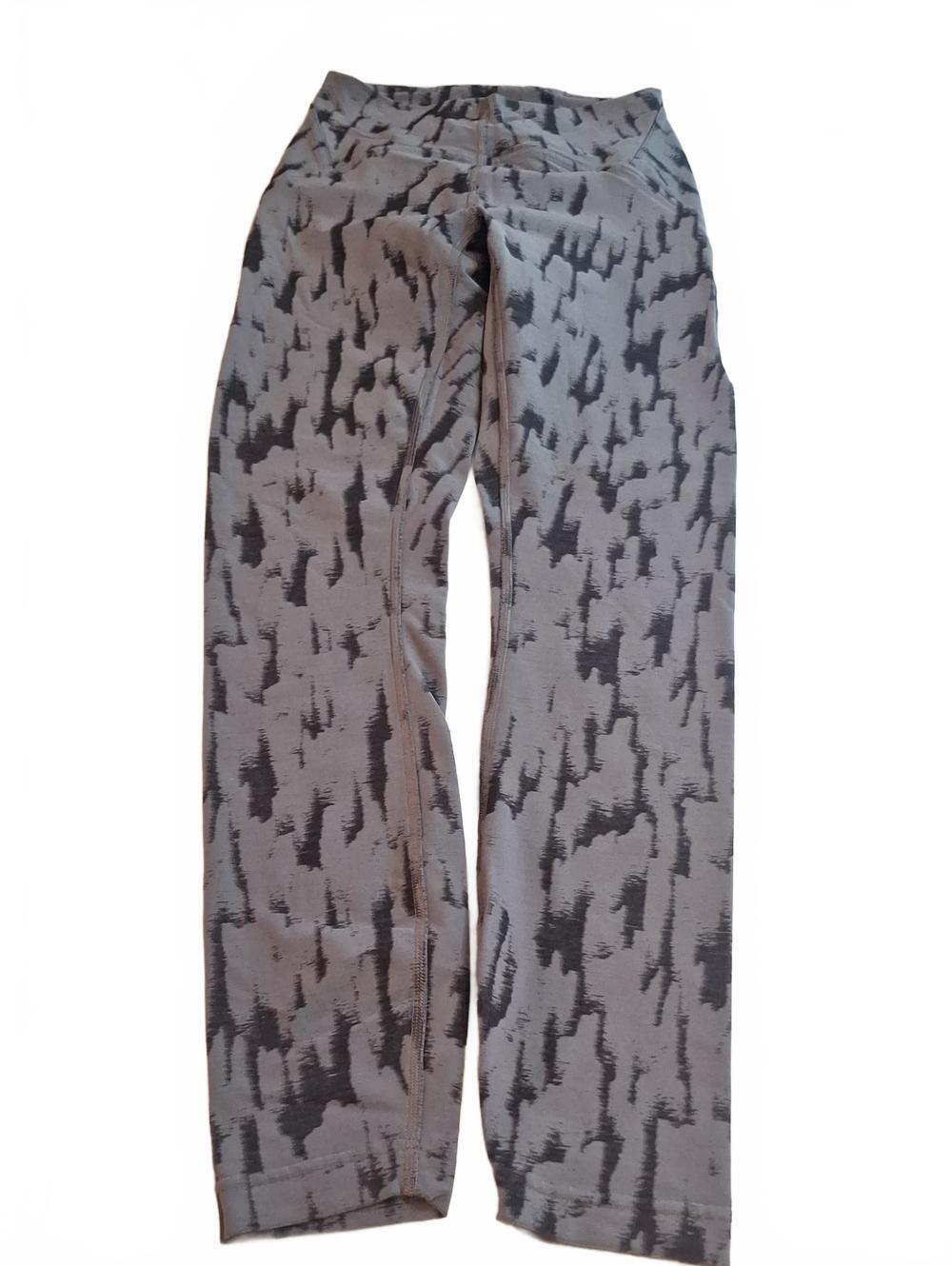 #1195 Lululemon Instill leggings  size 2